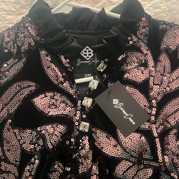 BC CAFTAN - BLACK VELVET WITH SMOKY TOPAZ SEQUINS - Picture 2 of 4